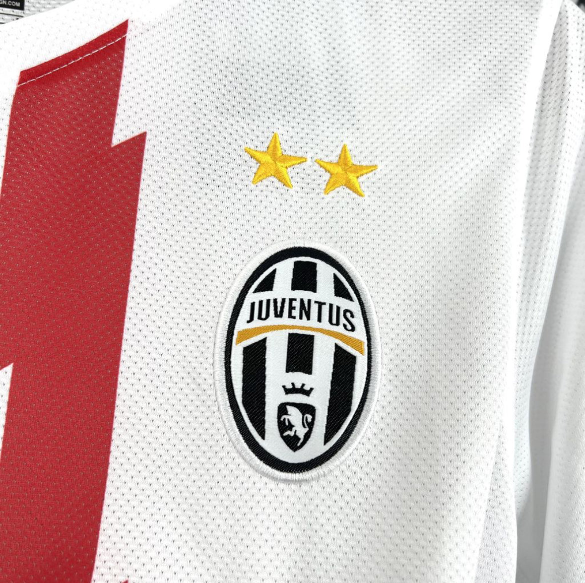 JUVENTUS RETRO EXTERIEUR 2010/2011