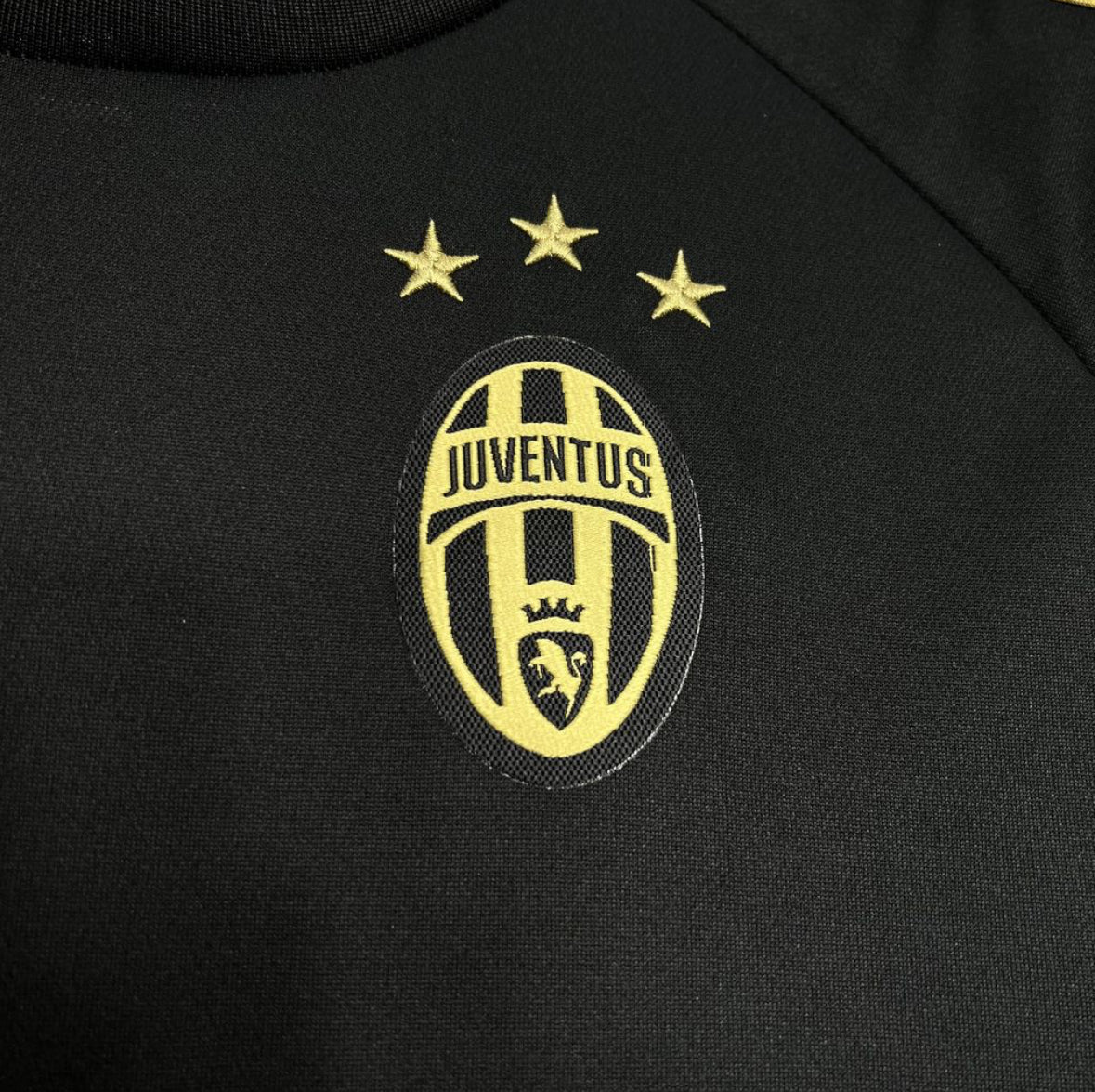 JUVENTUS RETRO THIRD 2015/2016
