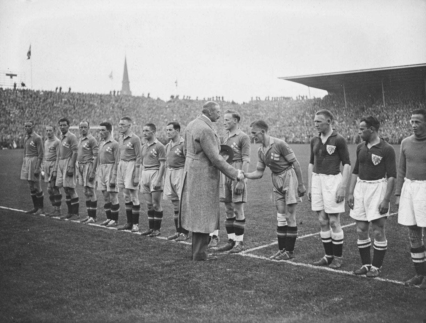 Équipe de football vintage — archive photographique 1910-1940