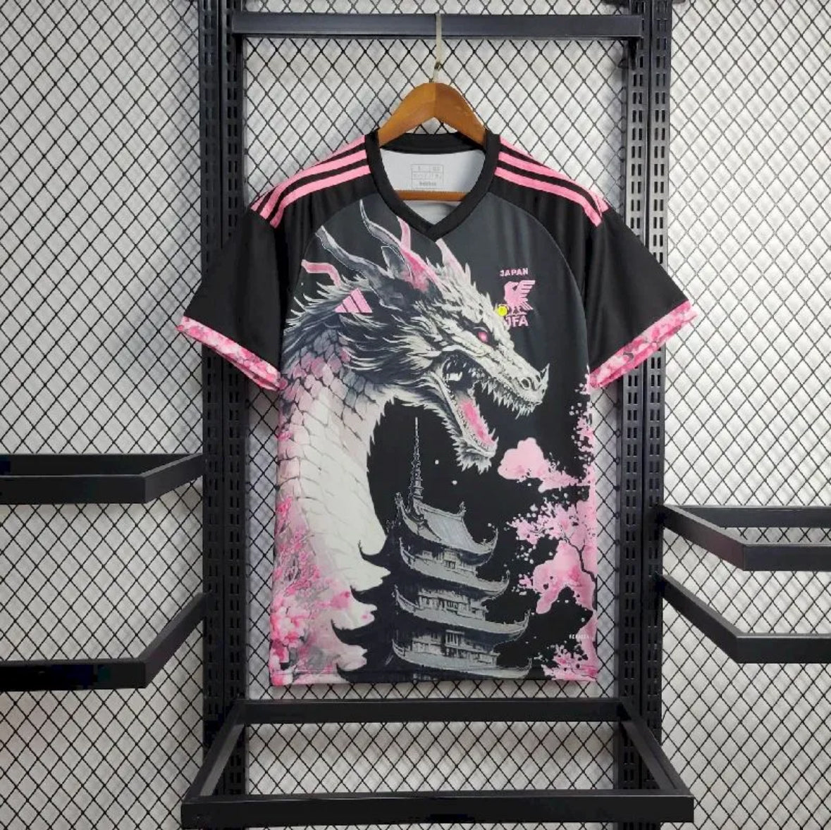 Maillot Japon Concept Dragon 2024-2025 motif dragon rouge et blanc