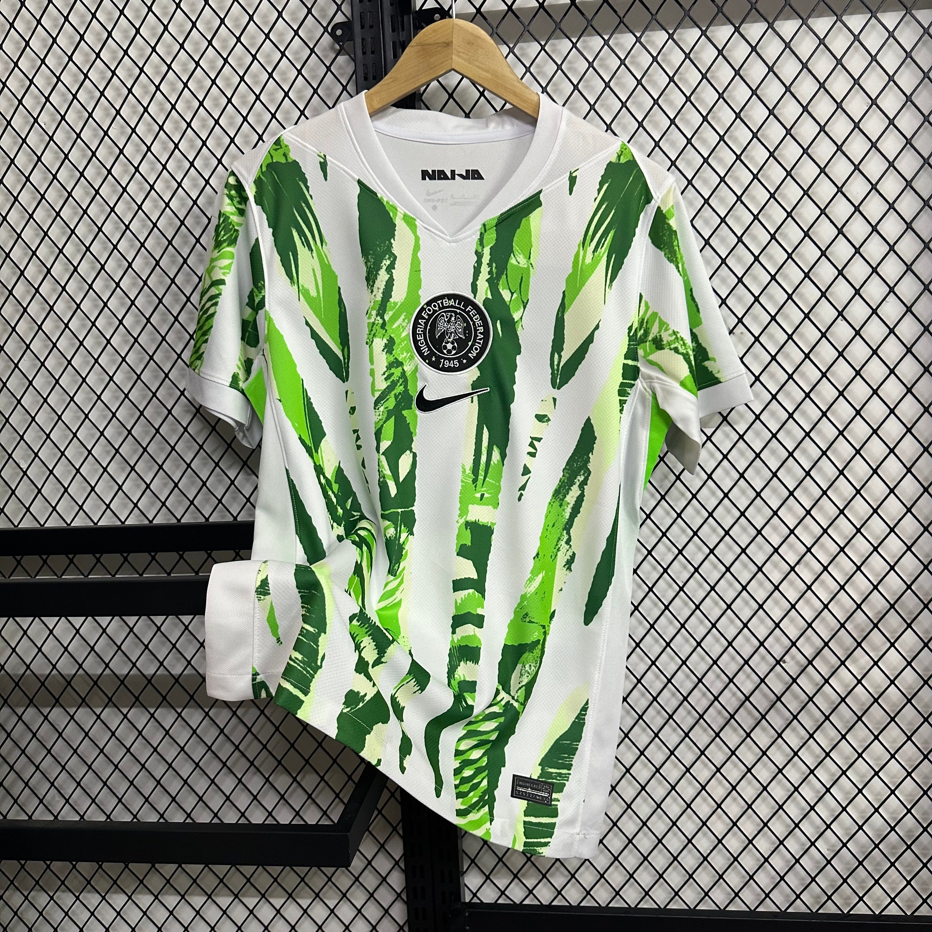 Maillot Nigeria extérieur 24/25 vert Super Eagles avec logo NFF