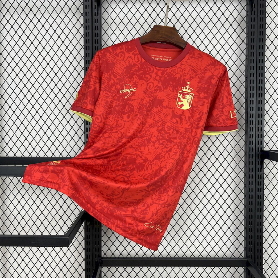 Maillot Espagne Concept 24/25 design exclusif rouge et or