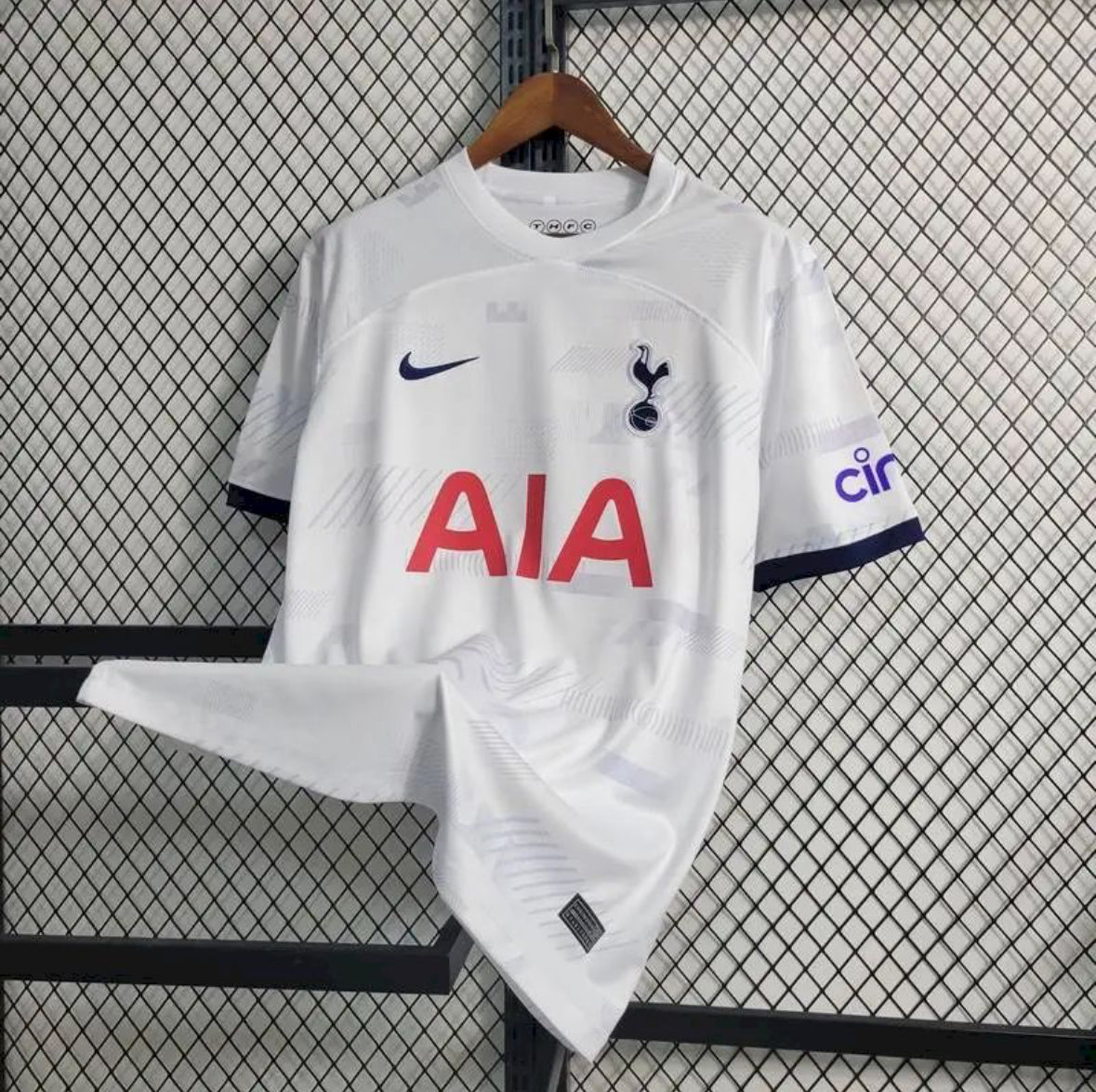 Maillot Tottenham Hotspur domicile 2023-2024 blanc avec logo Nike