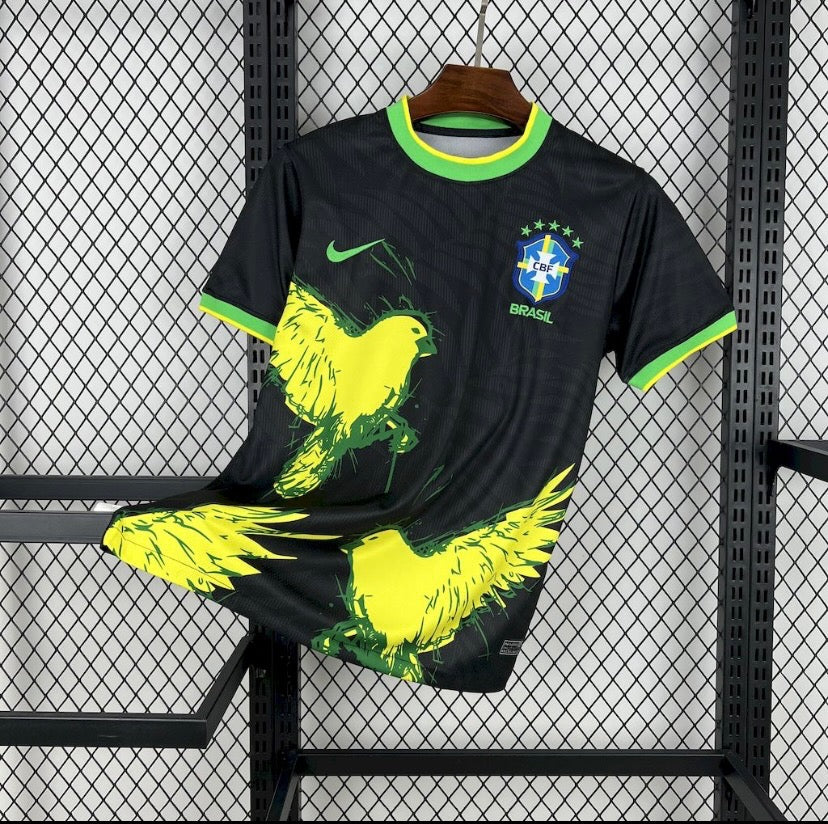 Maillot Brésil Pigeon noir 25/26 concept exclusif design sombre