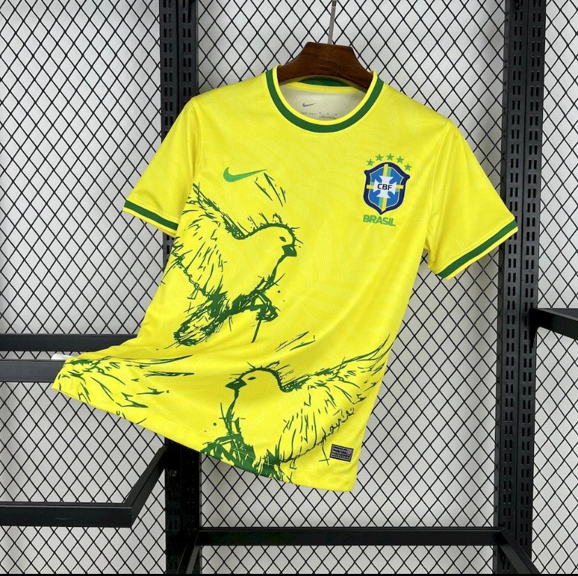 Maillot Brésil Pigeon jaune 25/26 concept exclusif design perroquet