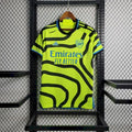 Maillot Arsenal extérieur 2023-2024 blanc et bleu avec logo Adidas