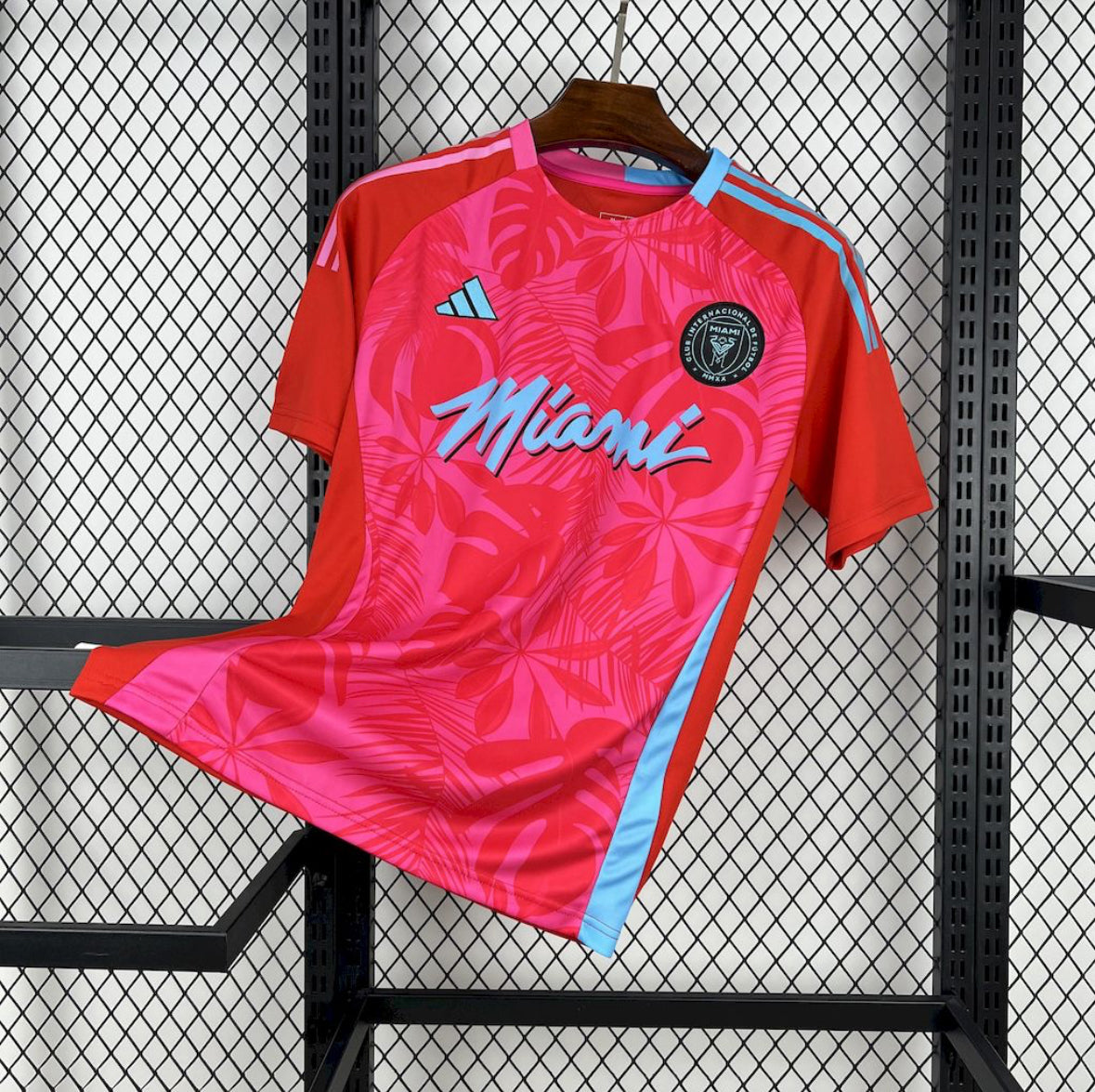 Maillot Inter Miami Concept 2025-2026 design exclusif rose et noir