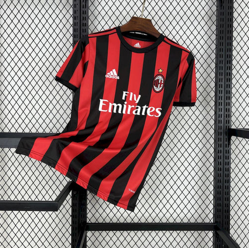 Maillot AC Milan Rétro domicile 2017-2018 rouge et noir vintage
