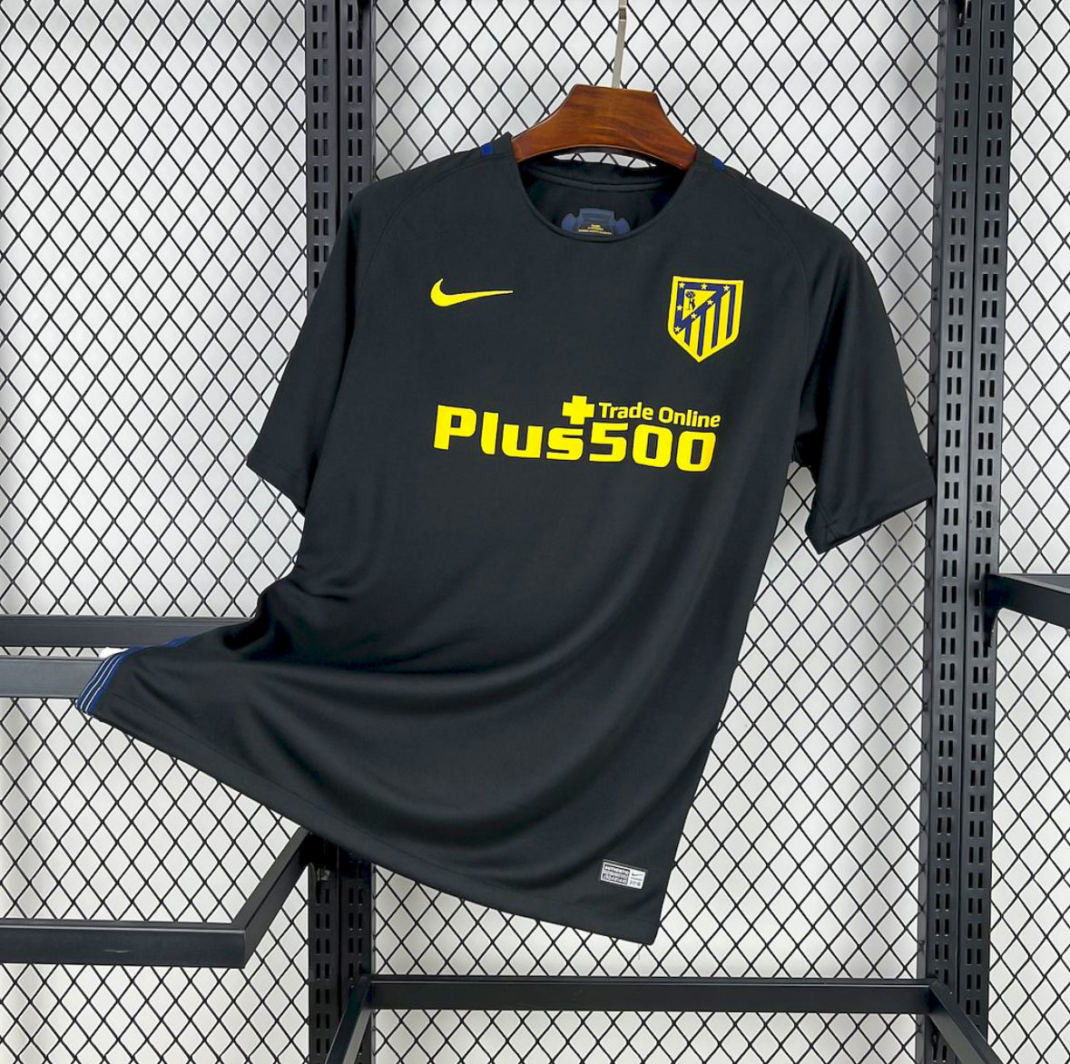 Maillot Atlético Madrid Rétro extérieur 2016-2017 blanc vintage Nike