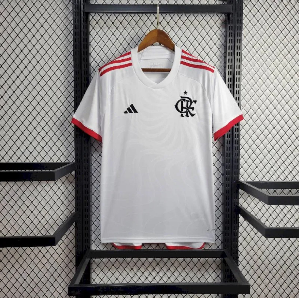 Maillot Flamengo extérieur 2024-2025 blanc avec logo Adidas et CRF