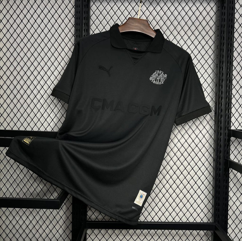 Maillot OM 125e anniversaire édition spéciale collector blanc et or