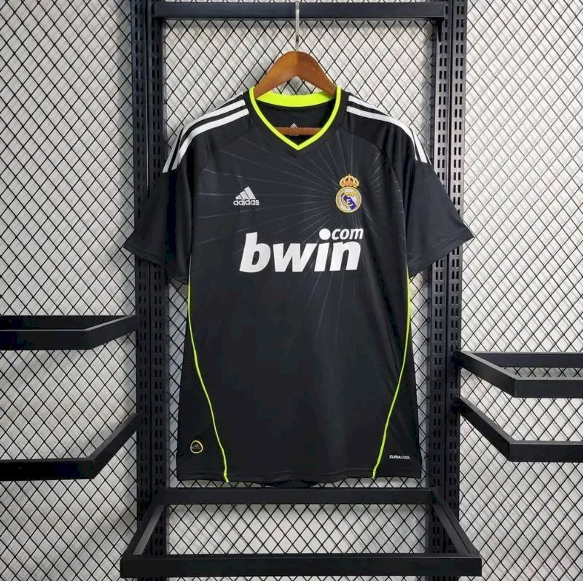 Maillot Real Madrid Rétro extérieur 2010-2011 blanc vintage Nike