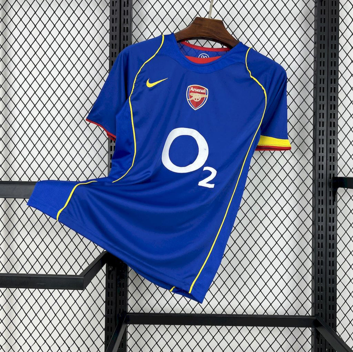 Maillot Arsenal Rétro extérieur 2004-2005 blanc avec logo Nike
