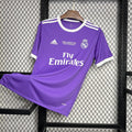 Maillot Real Madrid Rétro extérieur 2016-2017 blanc avec logo Adidas