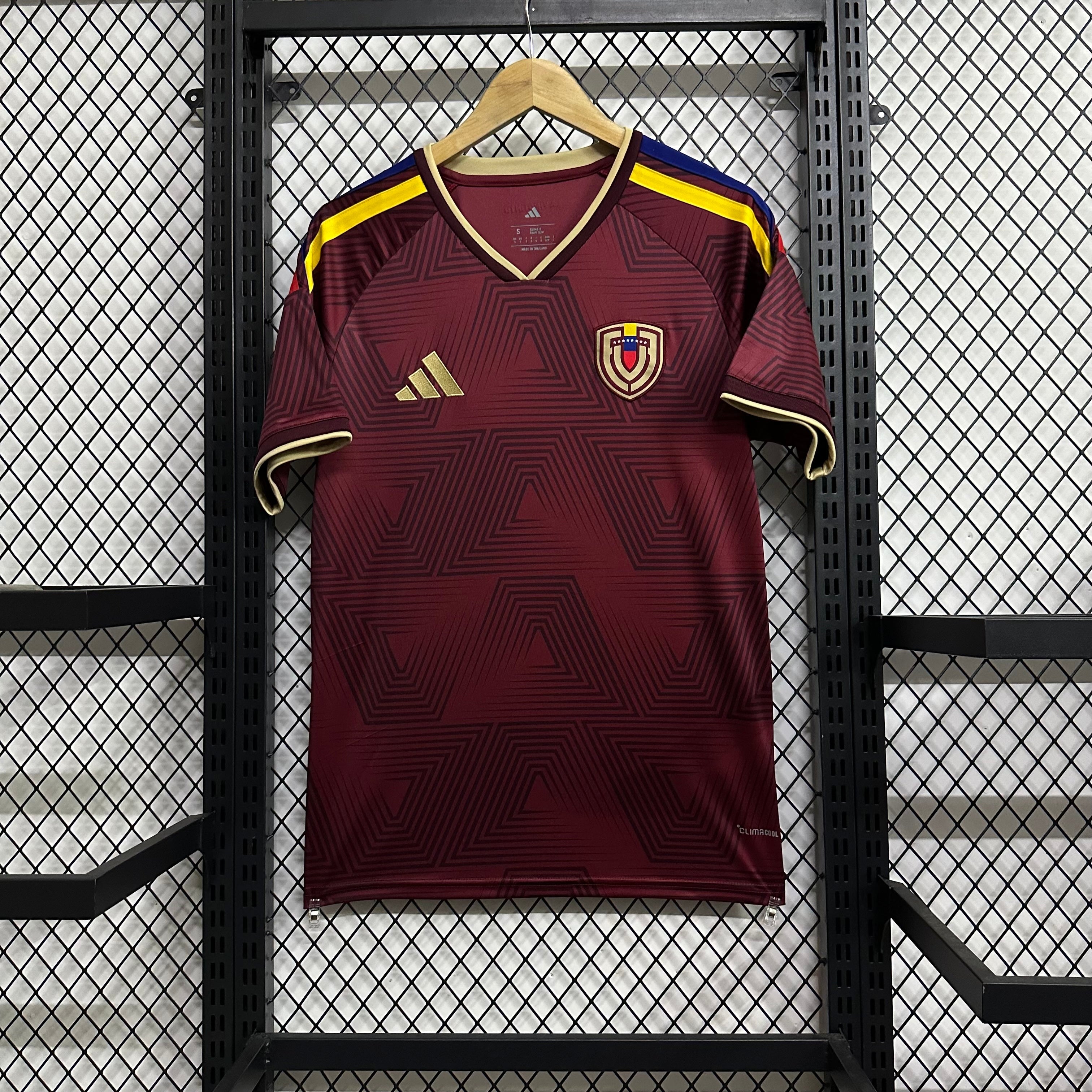 Maillot Venezuela CDM 2026 Coupe du Monde rouge et bleu