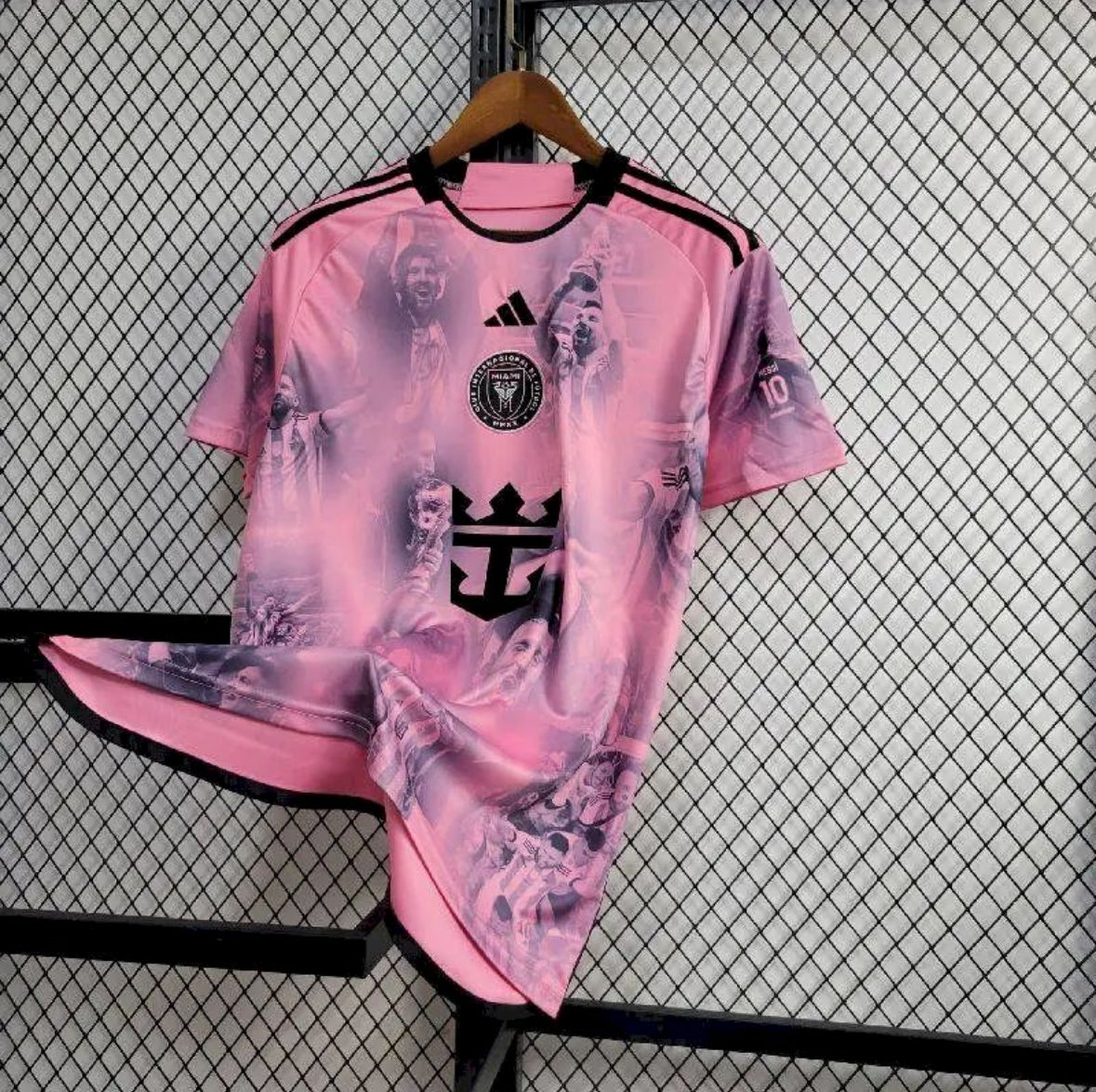 Maillot Inter Miami Champion 2024-2025 rose avec trophée célébration