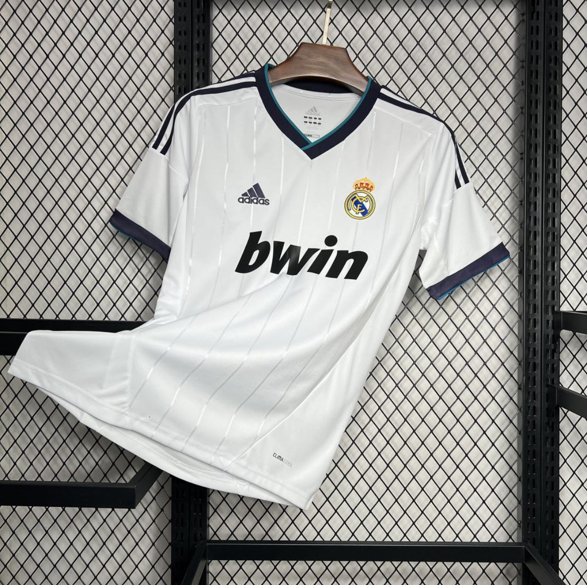 Maillot Real Madrid Rétro domicile 2012-2013 blanc avec logo Adidas