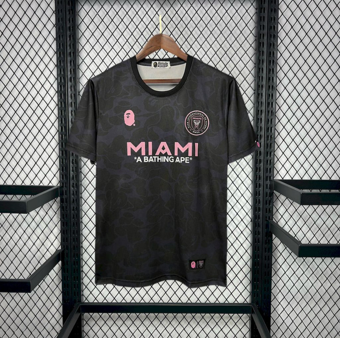 Maillot Inter Miami x BAPE édition limitée 2023-2024 collaboration streetwear