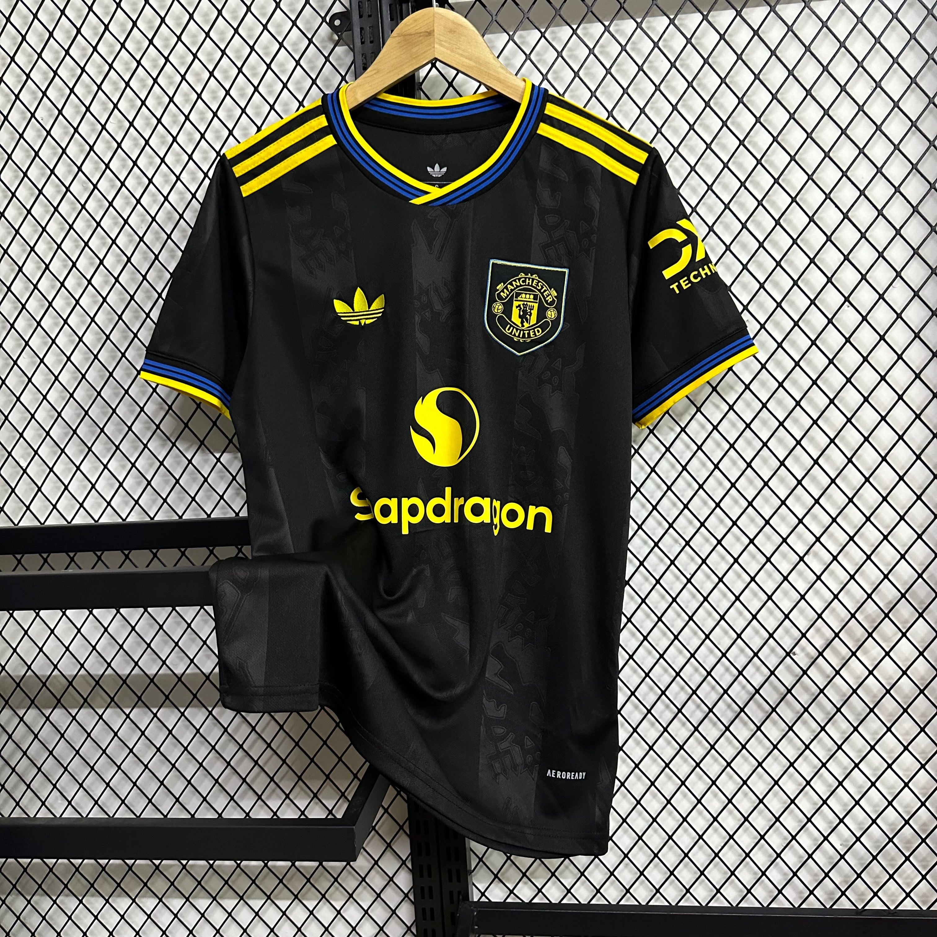 Maillot Manchester United extérieur 24/25 blanc Red Devils logo