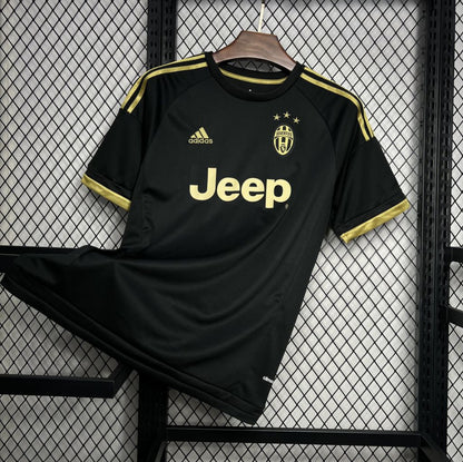 JUVENTUS RETRO THIRD 2015/2016
