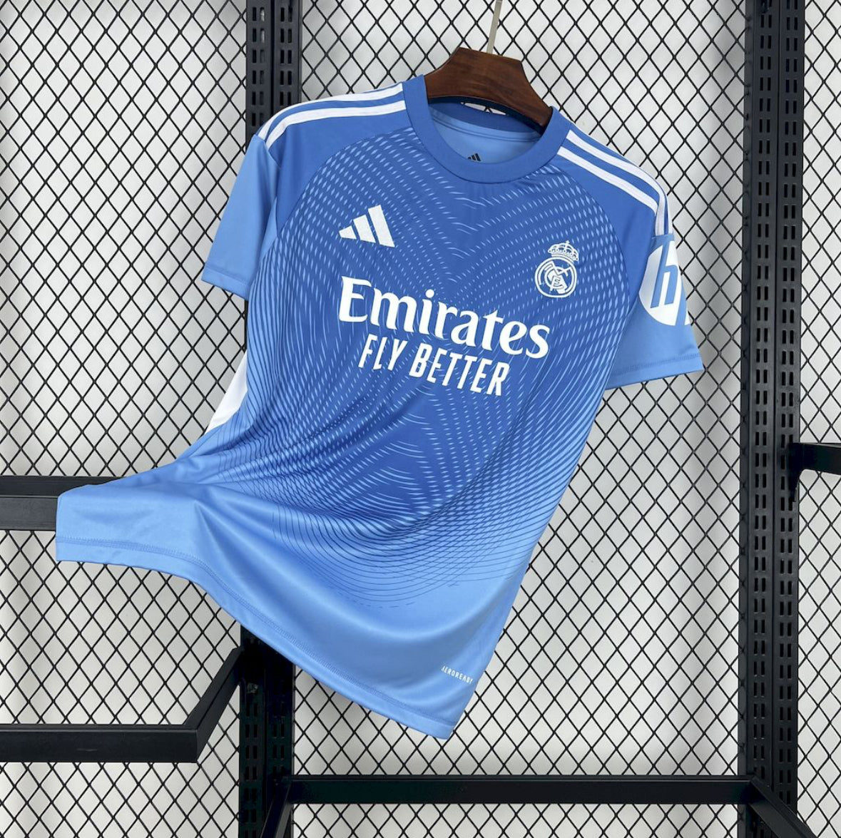 Maillot Real Madrid Blue Sky 2025-2026 bleu ciel avec logo Adidas