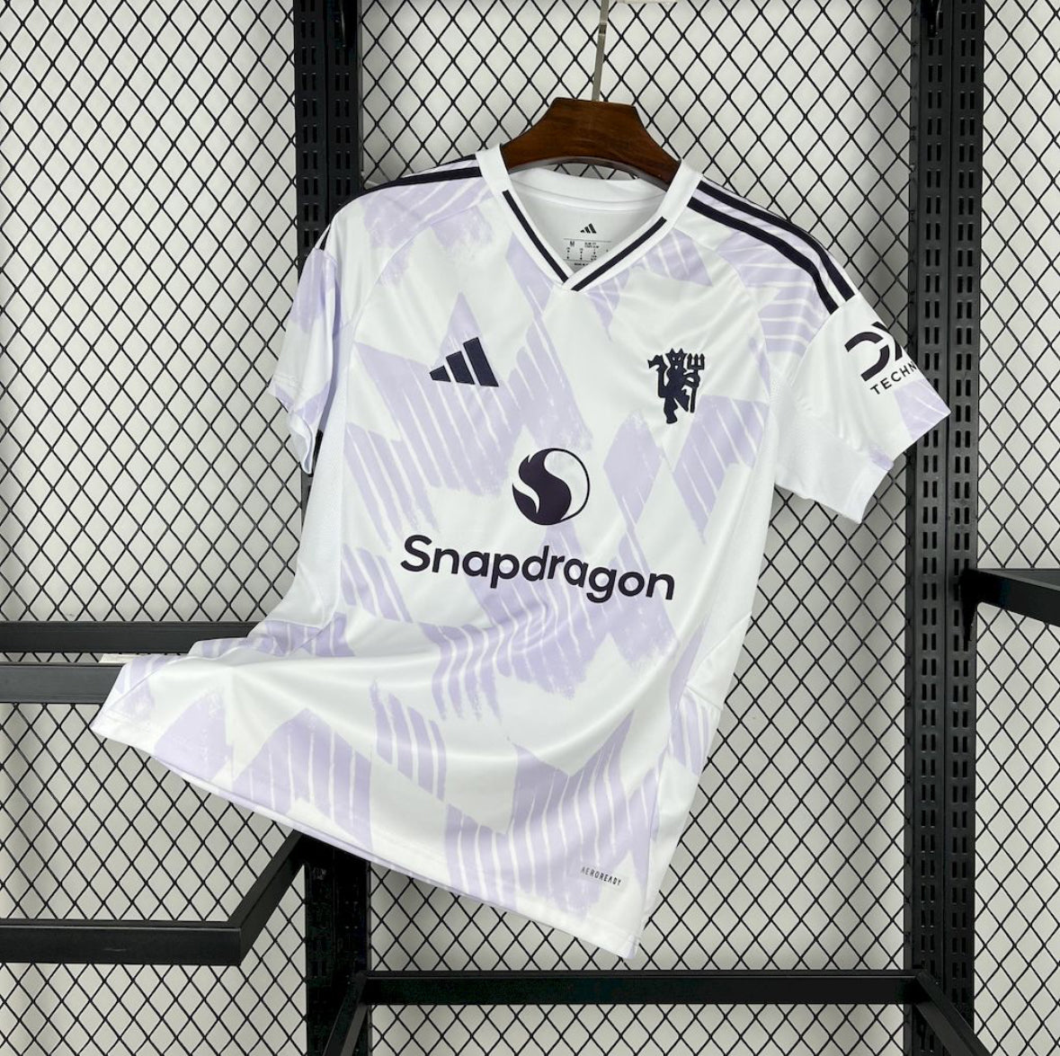 Maillot Manchester United extérieur 2025-2026 blanc avec logo Adidas