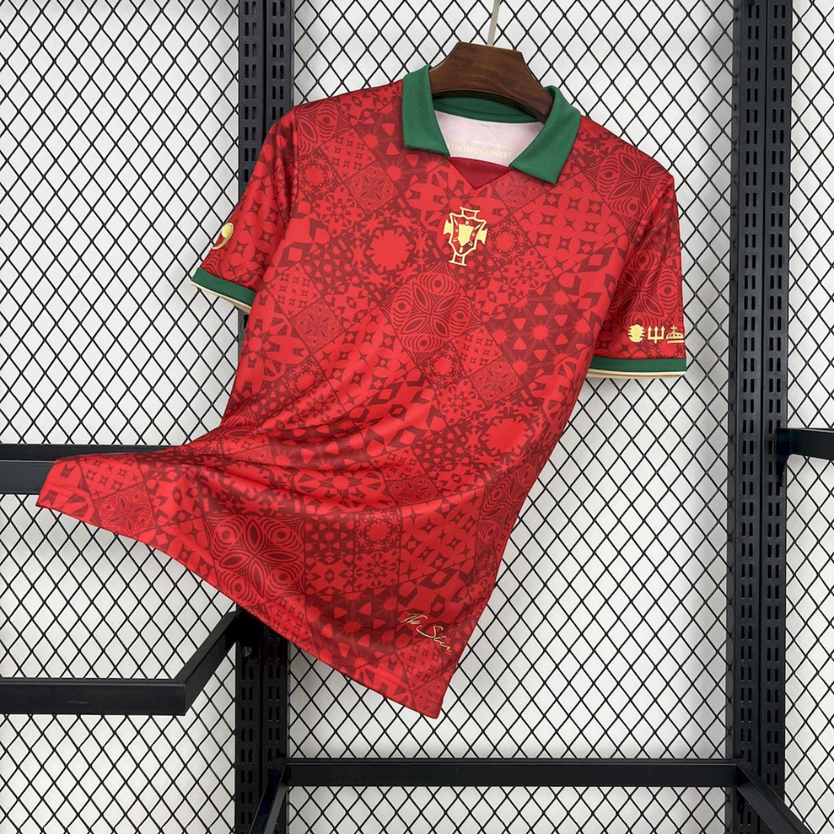 Maillot Portugal Concept rouge 25/26 version alternative design exclusif