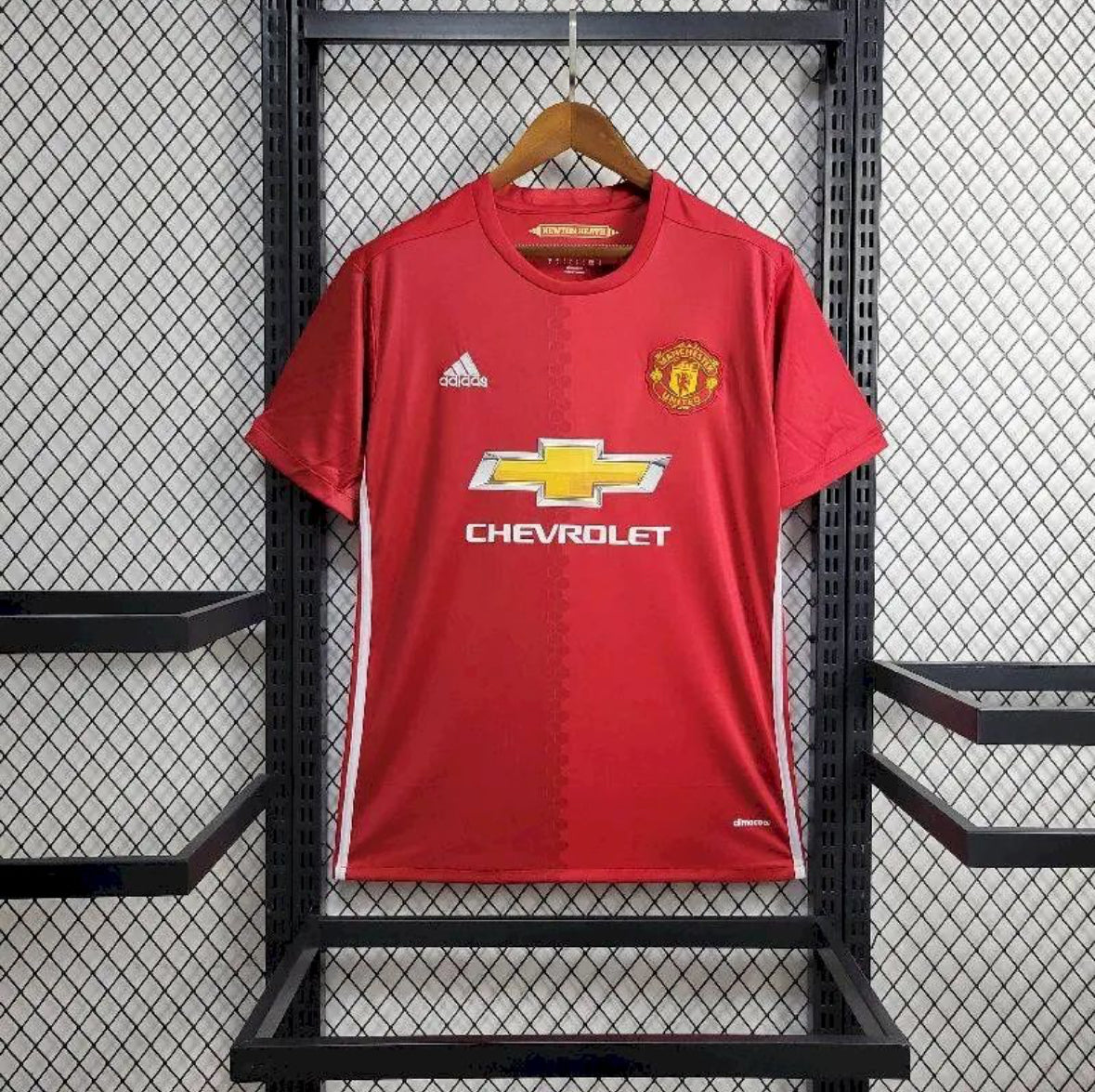 Maillot Manchester United Rétro 2016-2017 rouge avec logo Adidas