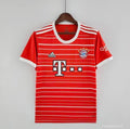 Maillot FC Bayern Munich domicile 2022-2023 rouge avec logo Adidas
