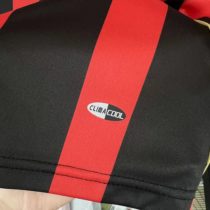 Maillot AC Milan manches longues 2006-2007 - vue complète suspendue