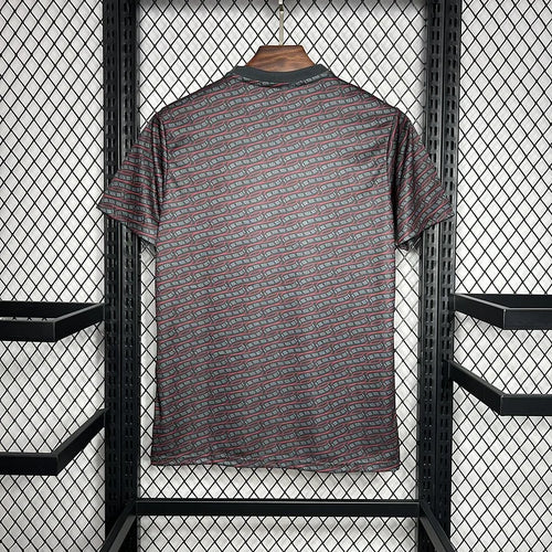 Maillot Ajax Prematch 24/25 - vue de face suspendu
