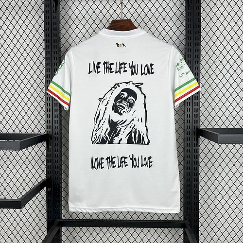 Maillot Ajax Bob Marley Concept 25/26 - vue de face suspendu