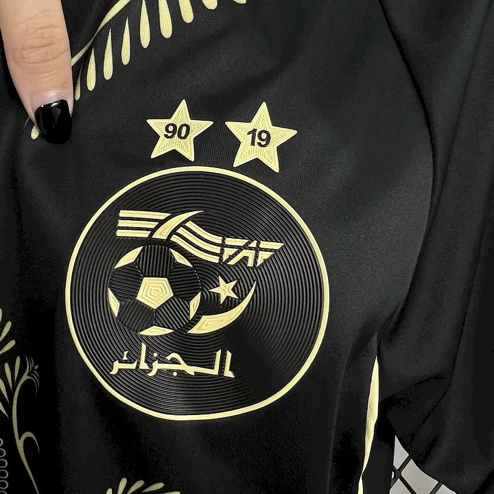 Maillot Algérie noir 2024-2026 - détail logo et tissu