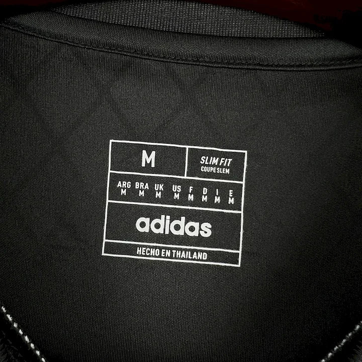 Maillot Algérie noir 2024-2026 - détail col et manches