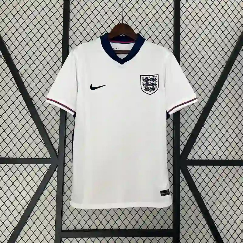 Maillot Angleterre Euro 2024 blanc avec écusson Three Lions et logo Nike