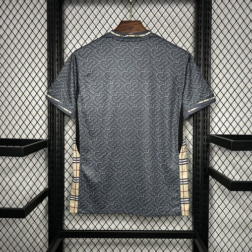 ANGLETERRE BURBURRY CONCEPT 24/25