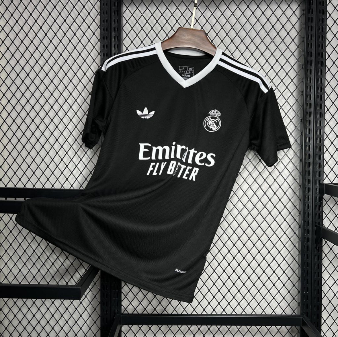 Maillot Real Madrid entraînement 2024-2025 tenue officielle blanc
