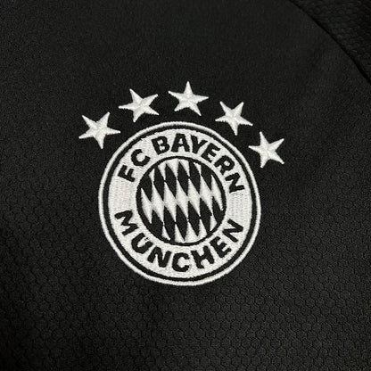 BAYERN NOIR 24/25