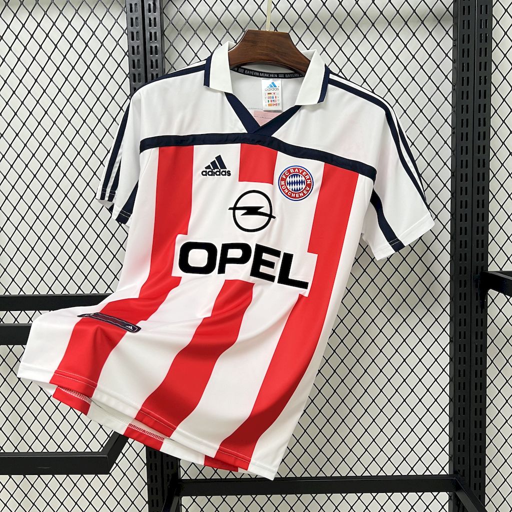 Maillot FC Bayern Munich Rétro 2000-2001 rouge avec logo Adidas champion
