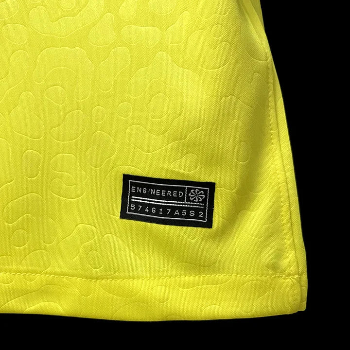 Maillot Brésil domicile Coupe du Monde 22/23 - détail col et manches