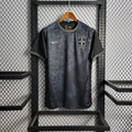 Maillot foot Brésil noir édition 2022-2023 avec logo Nike et écusson CBF