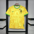 Maillot Brésil Rio de Janeiro jaune concept 2024 avec motif ville