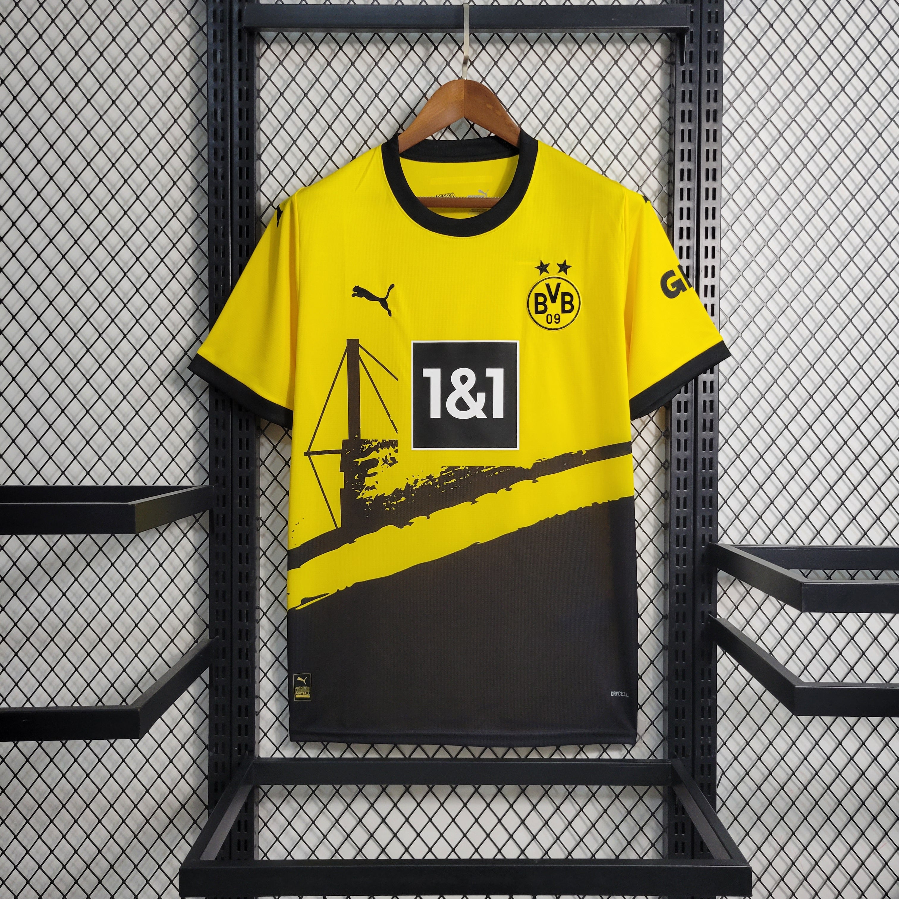 Maillot Borussia Dortmund domicile 2023-2024 jaune avec logo Puma et Evonik