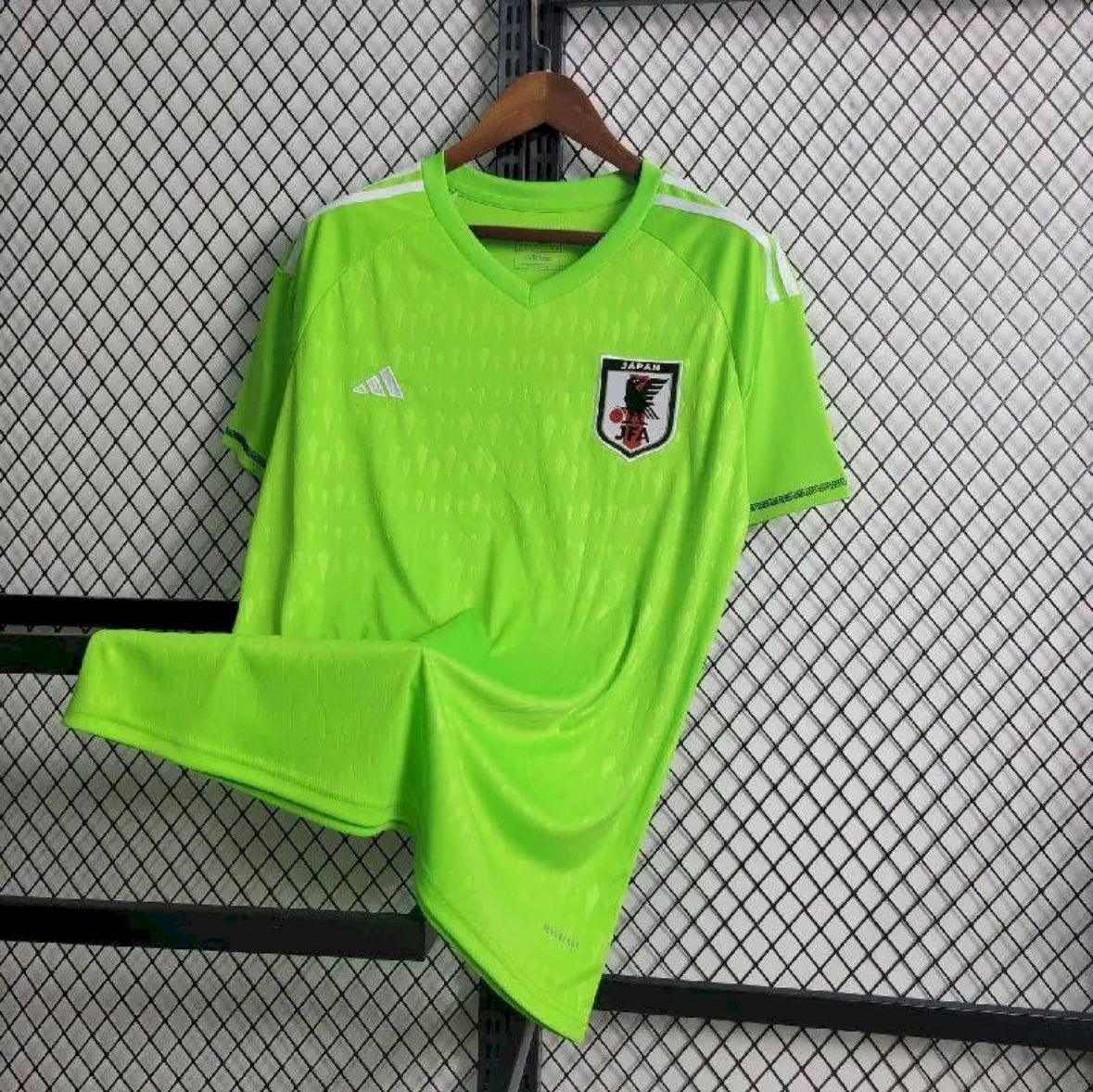 Maillot Japon entraînement 2023-2024 tenue officielle bleu marine JFA