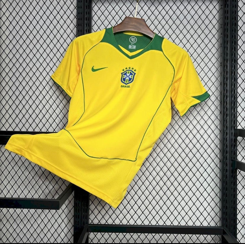 Maillot rétro Brésil domicile 2004/2006 jaune classique avec CBF