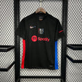 Maillot FC Barcelone extérieur 2024-2025 blanc et or avec logo Nike
