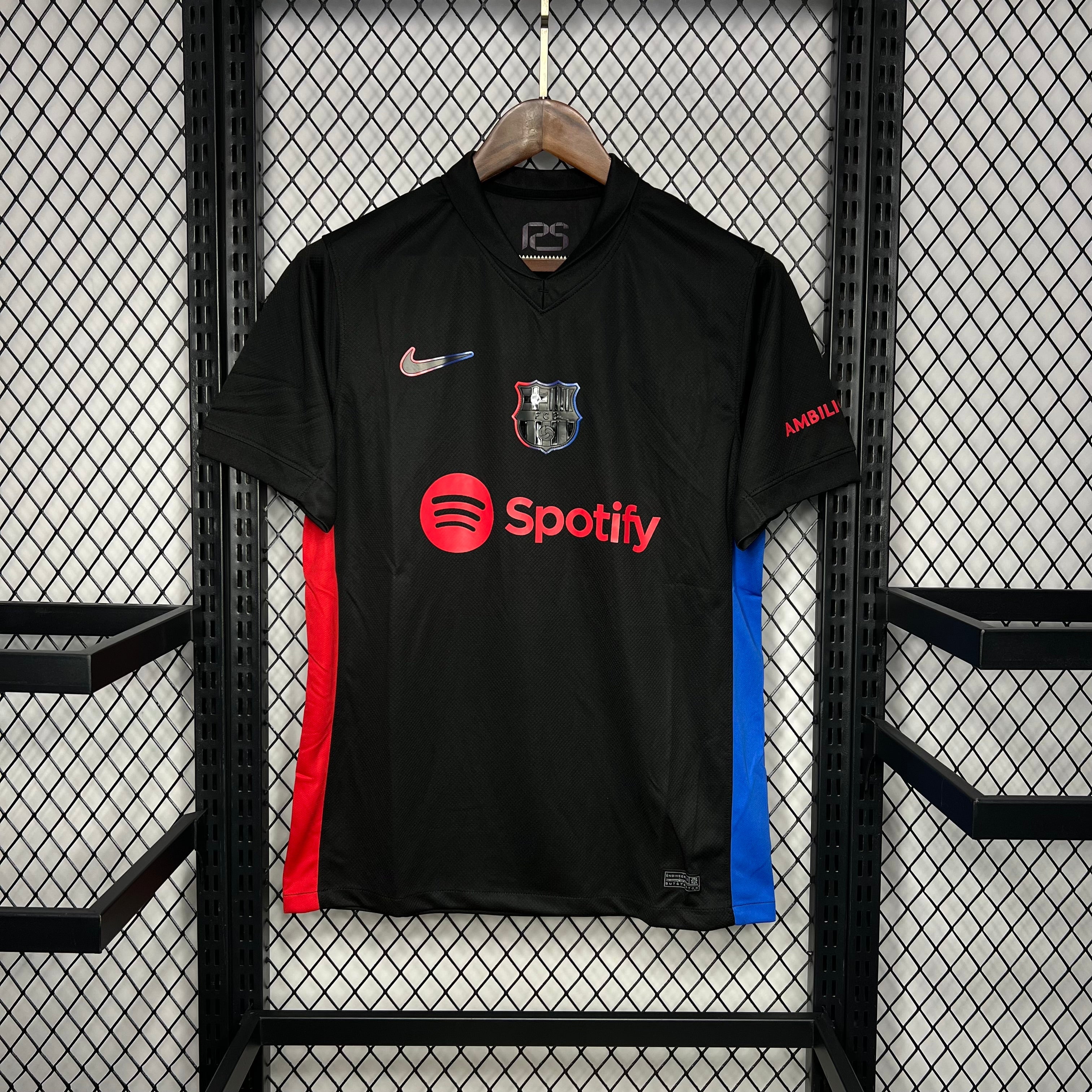 Maillot FC Barcelone extérieur 2024-2025 blanc et or avec logo Nike