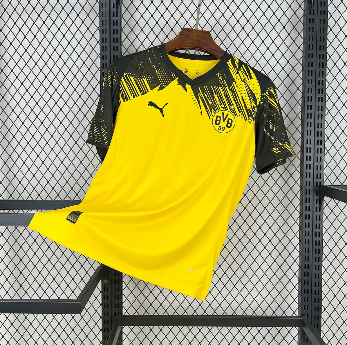 Maillot Borussia Dortmund domicile 2025-2026 jaune et noir Puma