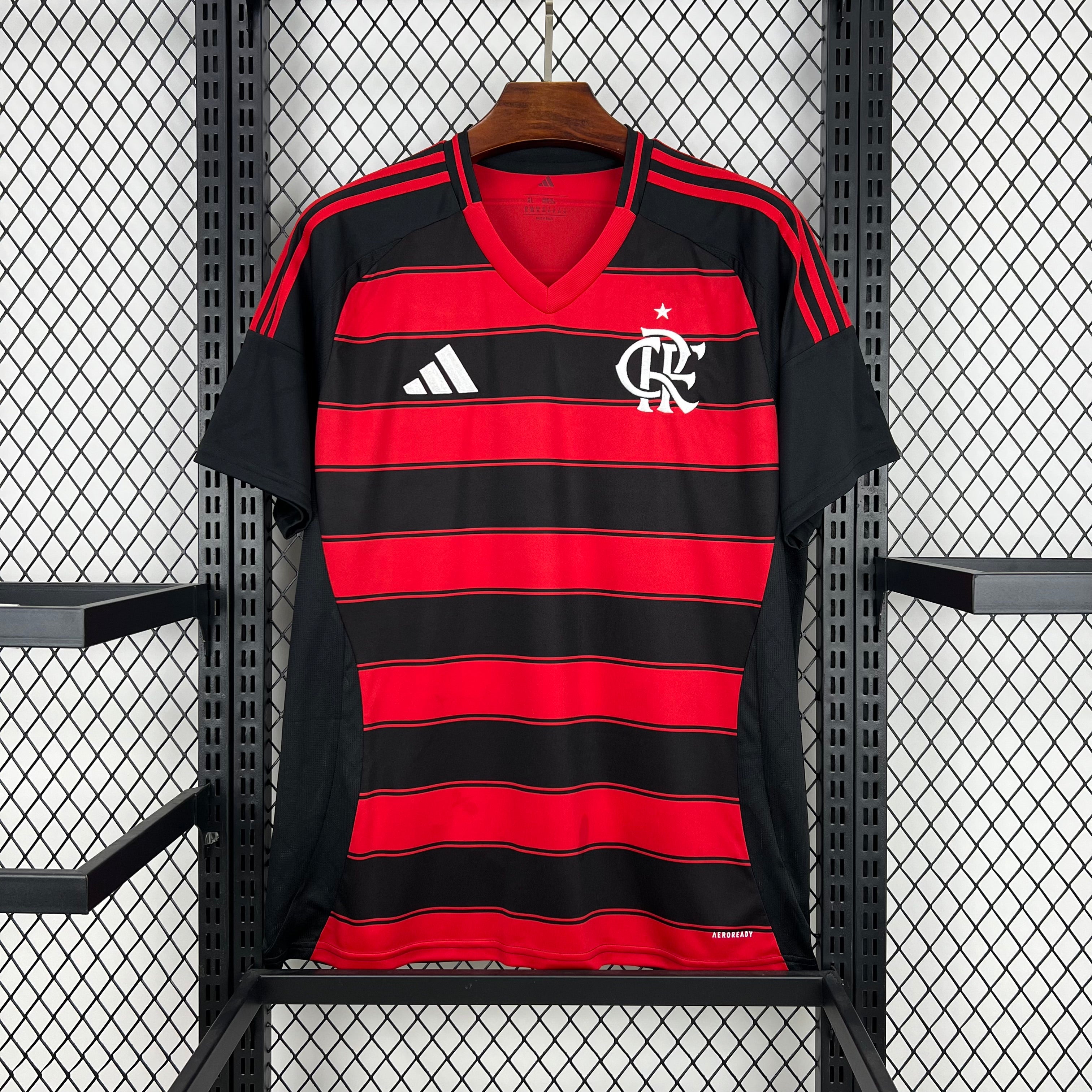 Maillot Flamengo domicile 2025-2026 rouge et noir avec logo Adidas