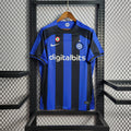 Maillot Inter Milan domicile 2022-2023 rayures bleu et noir avec logo Internazionale